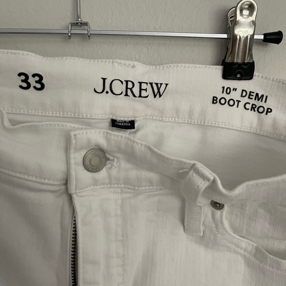10" demi-boot crop jean in white wash - Picture 2 of 3
